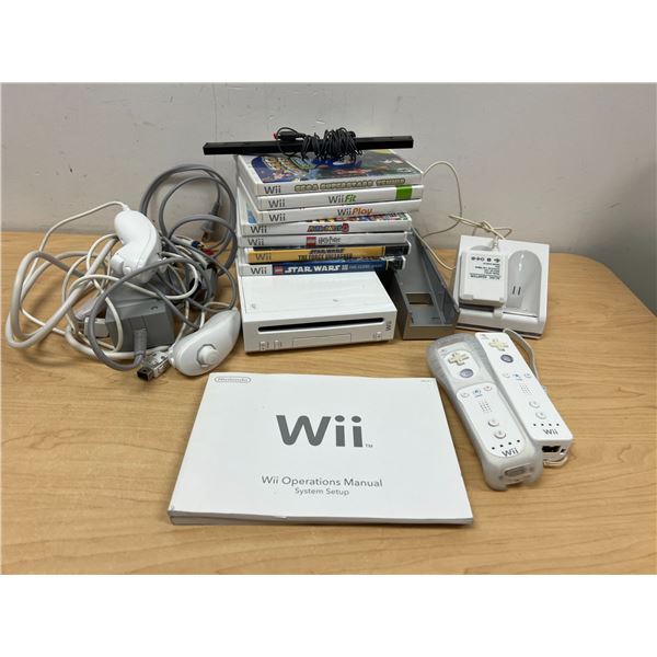Nintendo Wii Bundle with some games and accessories - not tested, see all photos