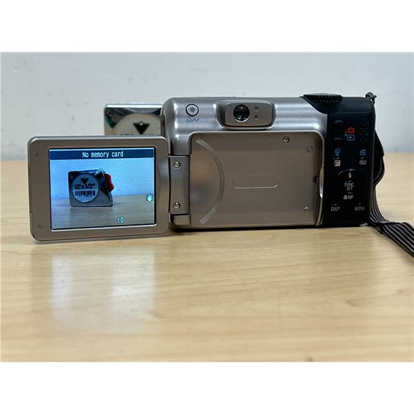 Canon Power Shot A650IS Digital Camera 12.1 Megapixel 6x optical zoom