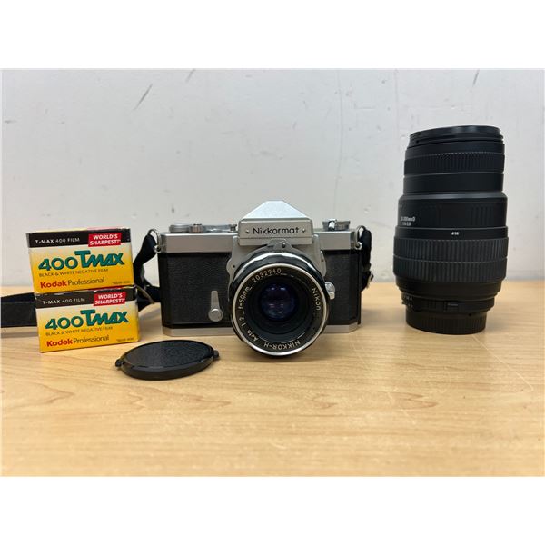 Vintage Nikon Nikkormat Film Camera & accessories - see all photos, not tested
