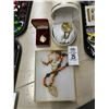 Image 1 : Ornate Necklace/Earring Set, Necklace, Dress Watch