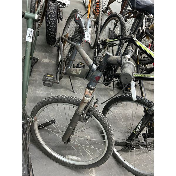 Trailhead Gray Boys Mountain Bike