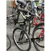 Image 1 : Granite Peak Black Mountain Bike