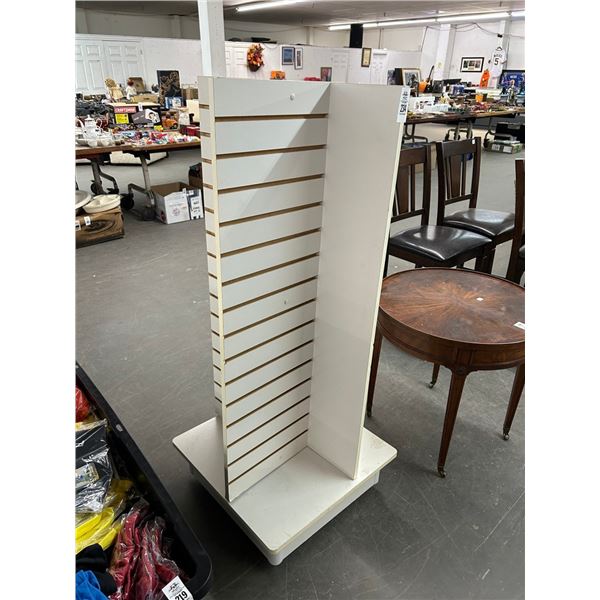 Rolling Slat Wall Mecrhandiser