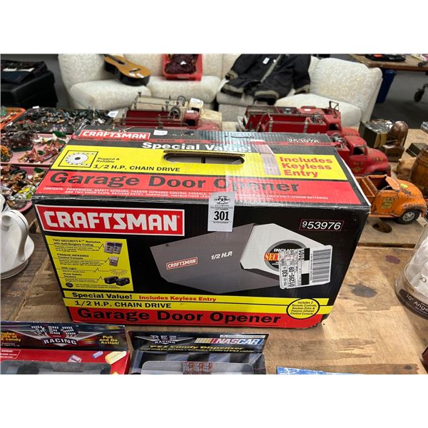 Craftsman 1/2 HP Chain Drive Garage Door Opener In Box