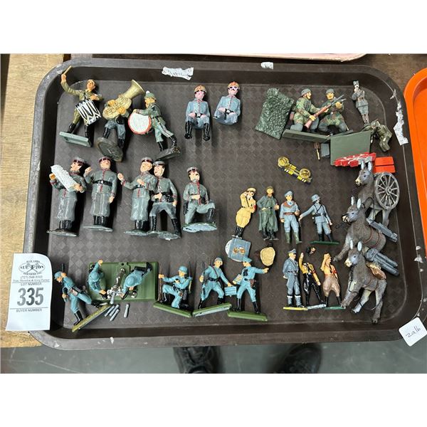 Vintge Cast Toy Soldiers