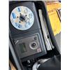 Image 5 : 5-CPAP Unit/BP Monitor - 5 X $