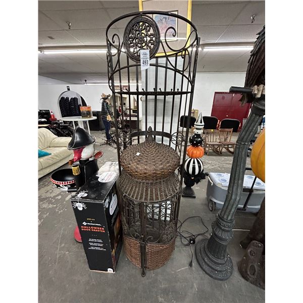 Ornate Round Wine Bottle Rack