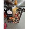 Image 2 : Halloween Pirate Lighted Door Greeter