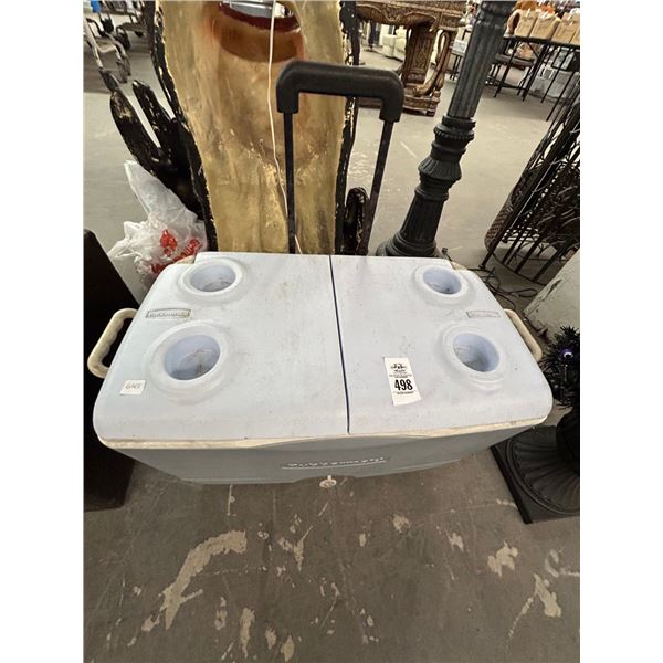 Rubbermaid Rolling Cooler