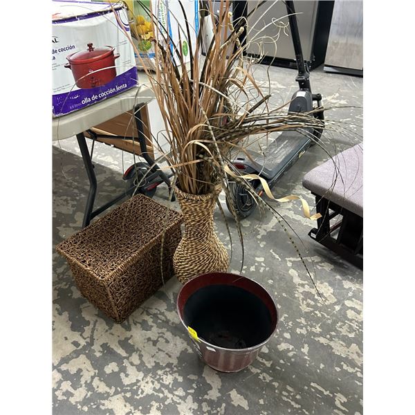 Woven Vase w/Silk Plant, Basket, Planter