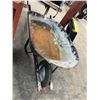 Image 1 : Husky Black Wheelbarrow