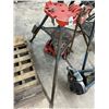 Image 1 : 2-Ridgid 450 Tristand  1/3  -  5   - 2 X $