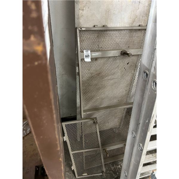 Mesh Platform, 8' Alum. Catwalk w/Deck