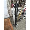 Image 2 : Ryobi Fold Out Tool Stand
