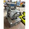 Image 2 : BG 121 Rotary Blade Grinder