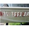 Image 4 : Alum. 12'  V Hull Boat w/Oars