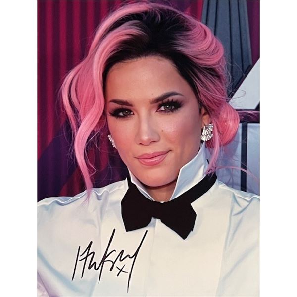 Singer Halsey signed photo