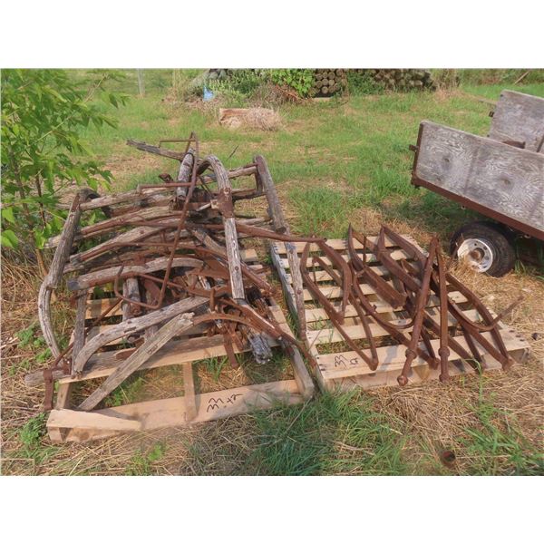 Buggy Springs | Buggy Weathered Shafts | Single Trees | 2 Axles | Various Parts