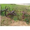 Image 1 : 2 Sets Steel Wheels with Wood Axles Diameter 28" & 30 "