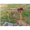 Image 1 : Metal Stand with Vise 
