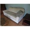 Image 2 : Couch 86'' Wide , Love Seat 62'' Wide 