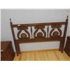 Image 8 : 5pce Bedroom Suite Including (2) Night Stands 22 1/2'' 