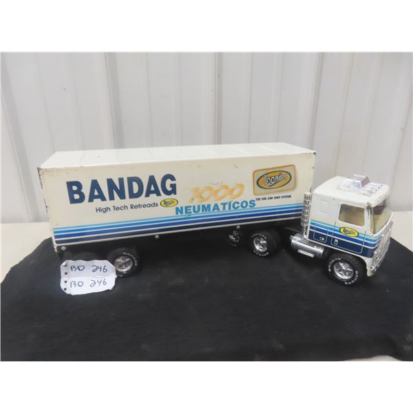 Vintage Nylint Pressed Steel 18 Wheeler