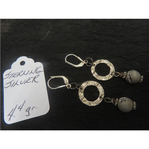 Sterling Silver Pair of Earrings 4.4 gr. 