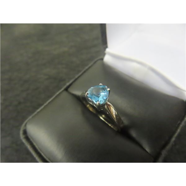 10Kt White Gold + Aquamarine Size 6 Ring 2 gr.