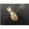 Image 3 : 10Kt Gold + Diamond Grenade Pendant 3.4gr. 