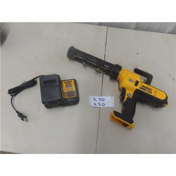 Dewalt 20v Adhesive Gun with Charger+ Battery Works