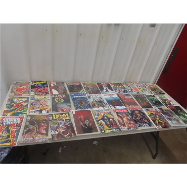 30 Mixed Comics Spawn, Hulk, Predator, Human Torch +