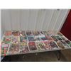 Image 1 : 30 Mixed Comics Spawn, Hulk, Predator, Human Torch +