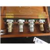 Image 2 : Beck London Object Leaf Changer of 4 with C