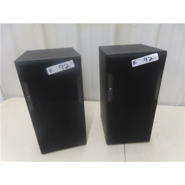 Set of 2 JBL Speaker Model HLS 610  8OHNJ