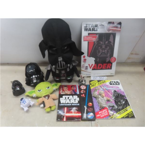 9 Piece Star Wars Talking DarthVader