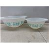 Image 2 : Set of 4 Pyrex Bowls