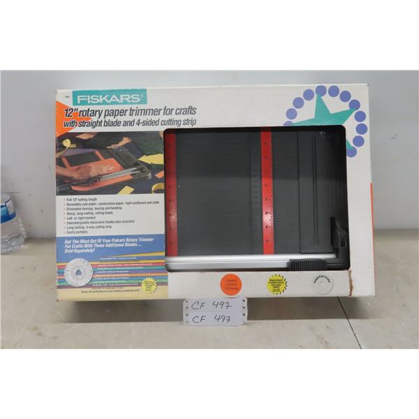 Fiskars 12" Rotary Paper Trimmer 
