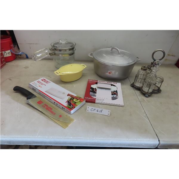 Pyrex Double Boiler, Stewing Pot, Trivot, SilverPlated Stand 