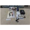 Image 1 : Sony 7" Digital Picture Frame, Remote 