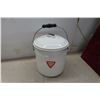 Image 2 : Federal Govt Surplus Field Hospital Chamber Pail WWII