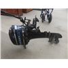 Image 3 : Mercury 4 1/2 HP Outboard