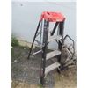 Image 2 : Ladder + Hose Reel