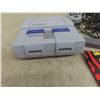 Image 3 : Super Nintendo Console with Control + 2 Games