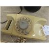 Image 5 : Die Cast Bel Air, Uhail Party Dance Light Rotary Phone
