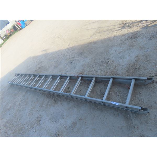 Aluminum Extension Ladder 28'