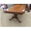 Image 3 : Dining Room Table 30"x64"x33" Leaf 10"