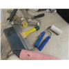 Image 5 : Paint Roller with Scrapers + Flooring Adhesive 