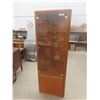 Image 1 : Corner Curio -78" up to 26" up to 15"