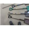 Image 3 : 5x Hand Yard Tools, Shovels, Spade, Rake 